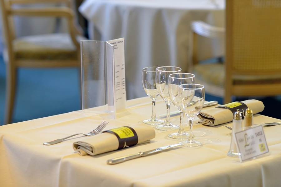 Logis Lyon Est Porte De L'ain 4* Saint-Maurice-de-Beynost