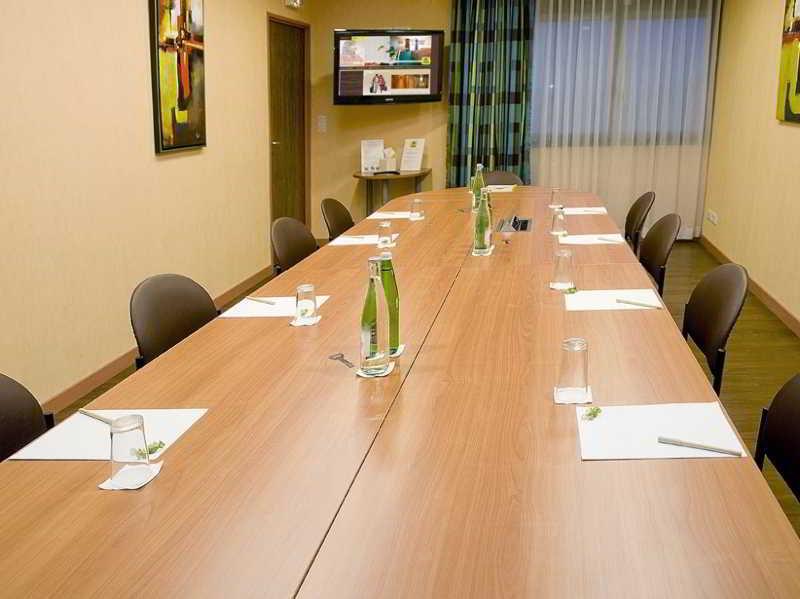 Logis Lyon Est Porte De L'ain Hotel Saint-Maurice-de-Beynost