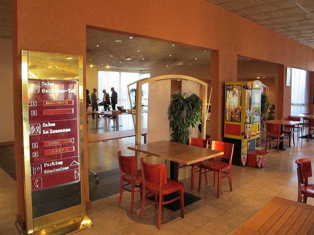 Hotel Logis Lyon Est Porte De L'ain