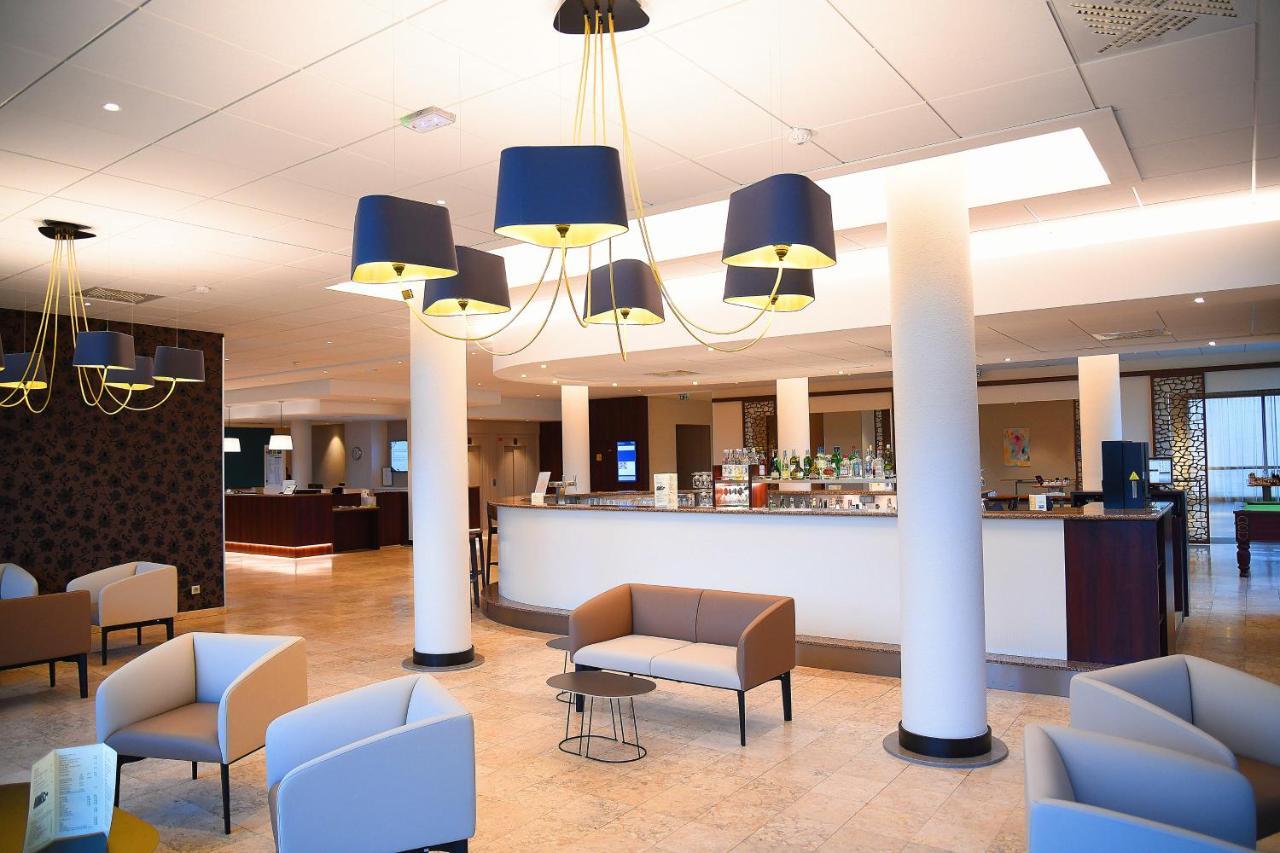 Hotel Logis Lyon Est Porte De L'ain